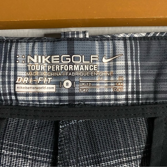 Nike Women's Plaid Dri-Fit Performance Wear Tour Golf Pant - Picture 5 of 10